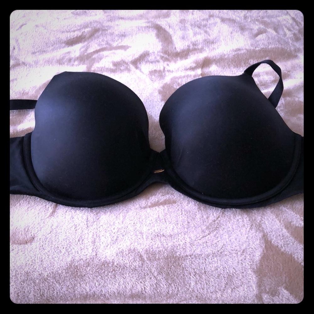 Body by Victoria, lined demi. 38DD